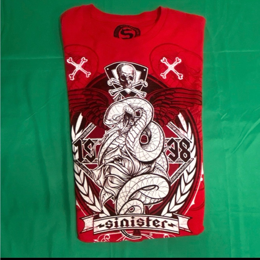 Red Graphic Men's Tee - Short Sleeve